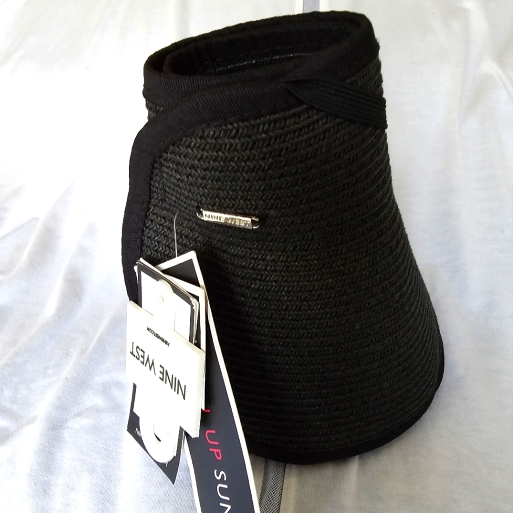 Nine West Womens Sun Visor